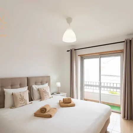 بيت ضيافة Baleal Beach Stay *